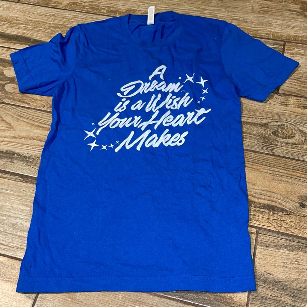 Disney shirt